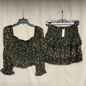 Olivaceous Floral Mini Skirt and Off Shoulder Top Set, Size M, Color Navy/Musta